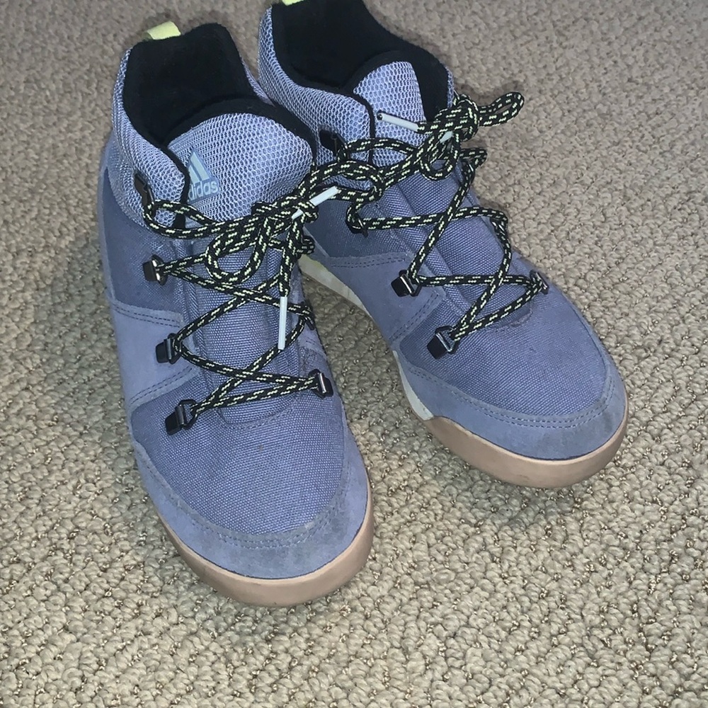 Adidas Primaloft boots size 2.5 kids